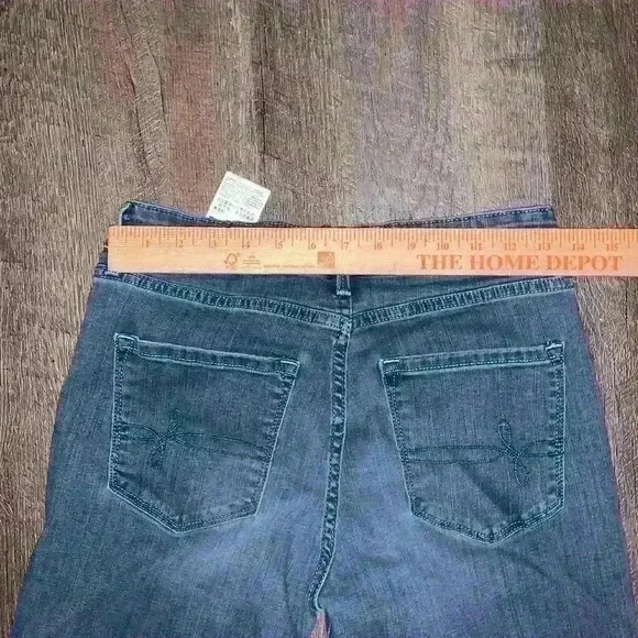 Levi’s DENIZEN woman’s straight leg jeans - Picture 4 of 7